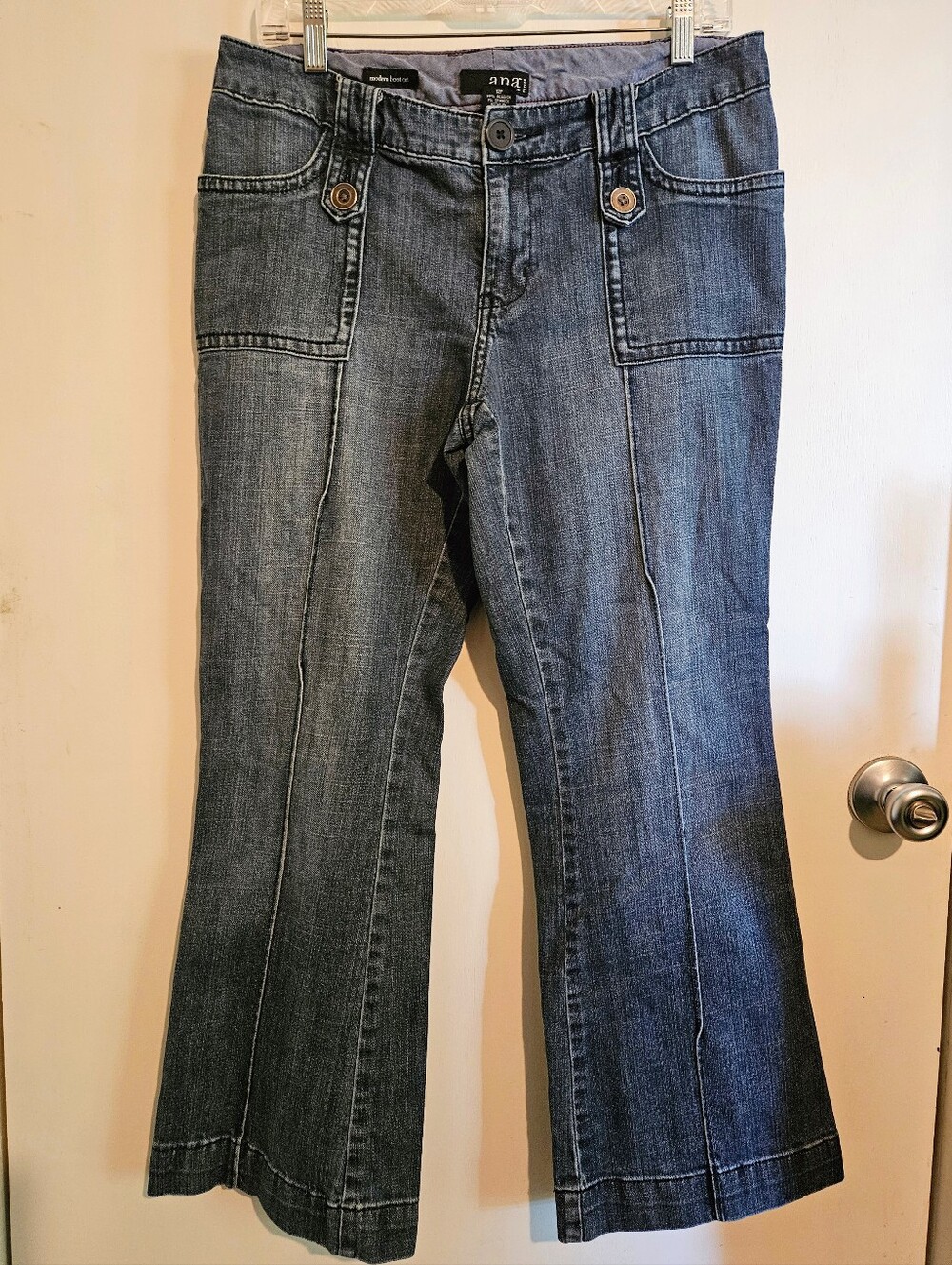 A New Day Women’s 12P Modern Bootcut Jeans Medium Wash Seamed Leg